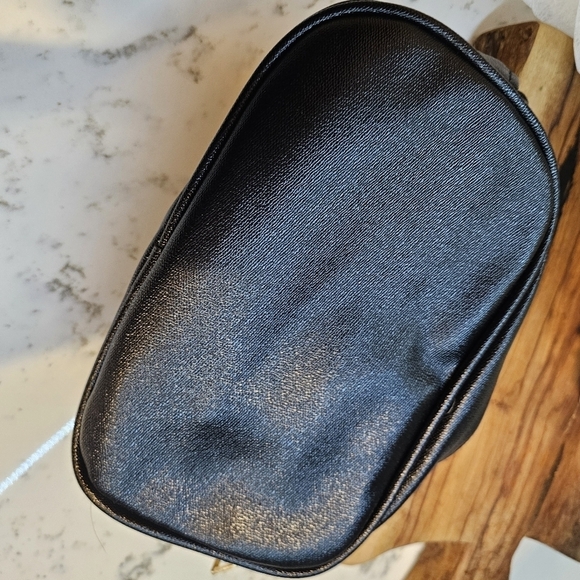 Camera Crossbody Bag - Camera Shaped Bag - Picture 4 of 9